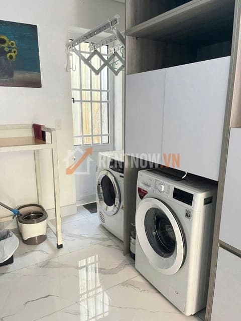 Cho thuê nhà nguyên căn mặt tiền Chu Huy Mân, Sơn Trà, 100m2, full nội thất