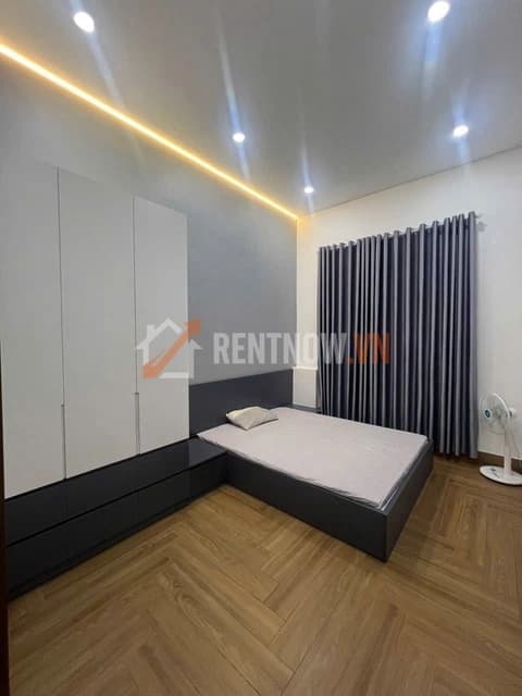 Cho thuê nhà shophouse 2 tầng tại khu đô thị FPT Đà Nẵng, 3 phòng ngủ, diện tích 90m2