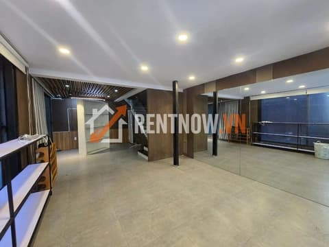 Cho thuê nhà nguyên căn mặt tiền Lý Thường Kiệt, Hải Châu, 160m2, kinh doanh tốt