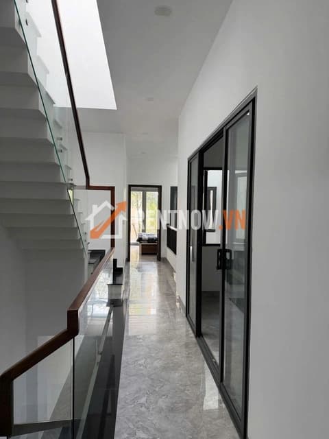 Cho thuê nhà nguyên căn 4 tầng Tiên Sơn, Hải Châu, 90m2, 3PN đầy đủ nội thất