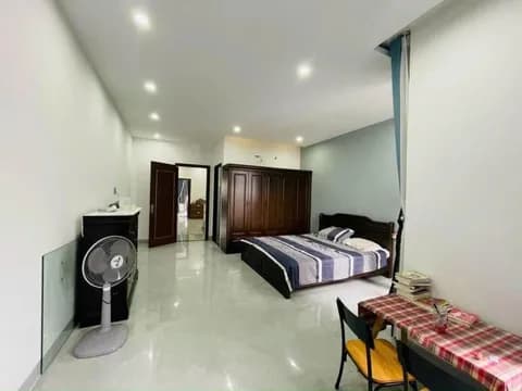 4-Story House for Rent on Nguyen Mau Tai Street, Hoa Xuan, Cam Le