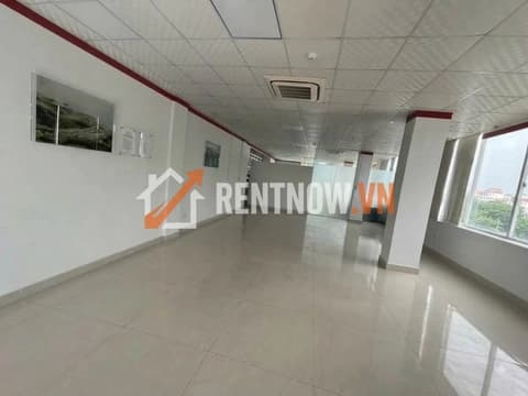 Cho thuê văn phòng 130m2 mặt tiền đường 30 Tháng 4, Hải Châu
