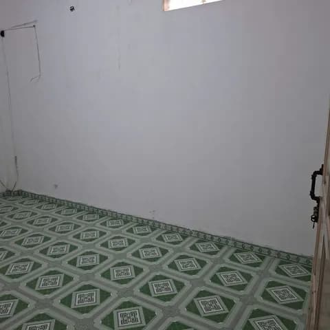 Cho thuê nhà 2 tầng mặt tiền đường Vũ Miên, Hòa Xuân, Cẩm Lệ - 100m2