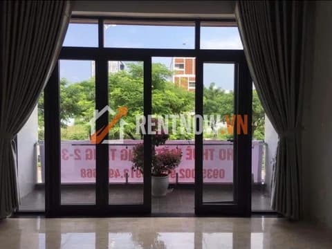 Cho thuê nhà nguyên căn 3 tầng mặt tiền đường Nguyễn Phước Lan, Hòa Xuân