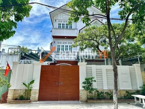 Cho thuê villa 3 tầng 200m2 mặt tiền An Hải, Sơn Trà, 7 phòng ngủ