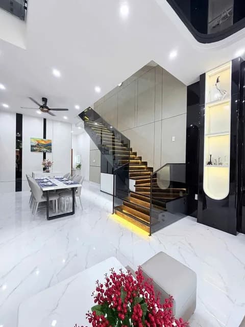 Modern 3-story house for rent in Hoa Xuan, Cam Le, Da Nang
