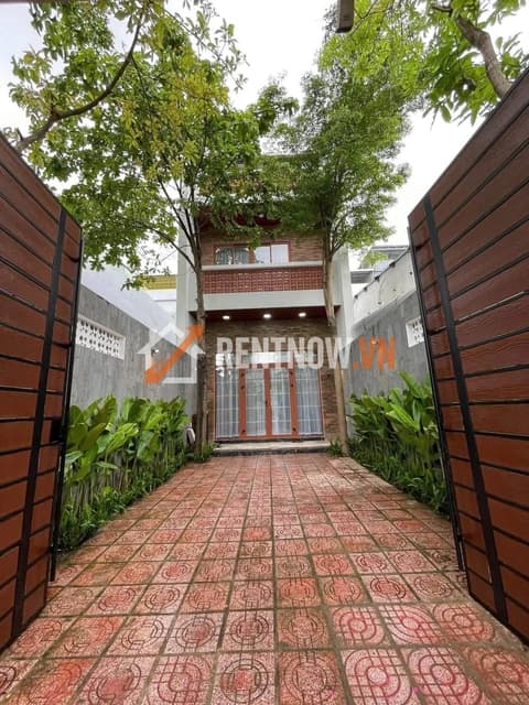 Cho thuê nhà 3 tầng mặt tiền Nguyễn Tạo Ngũ Hành Sơn 3PN đầy đủ nội thất