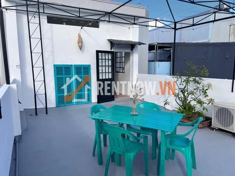 Cho thuê nhà nguyên căn 2 phòng ngủ tại trung tâm Hải Châu, Đà Nẵng