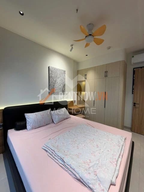 Luxury 2-bedroom apartment for rent at Panoma 2, Da Nang