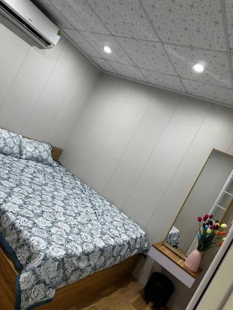 Garden house for rent with 2 bedrooms, fully furnished on 3 Thang 2 Street, Hai Chau