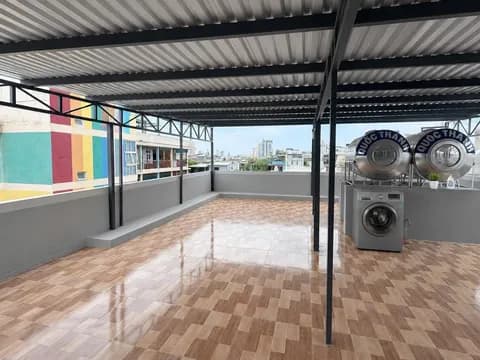Apartment building for rent on Nui Thanh street, Hai Chau, 10 rooms