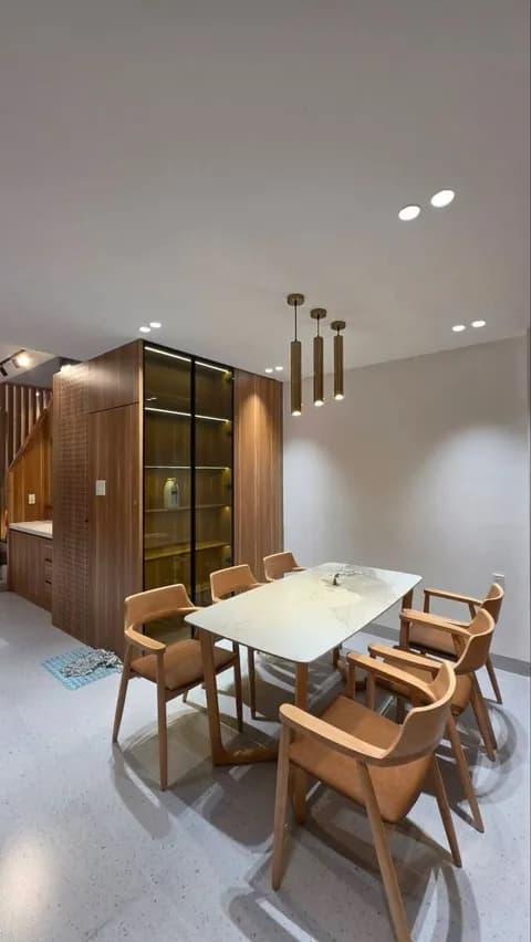 Spacious 3-story house for rent on Tran Cao Van, Thanh Khe, 4BR