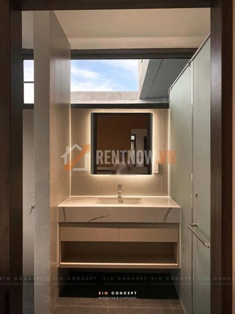 Luxury Villa for Rent in Regal Victoria, Ngu Hanh Son, 5BR with Private Pool