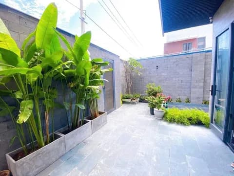 Swimming pool villa for rent on Phan Ba Vanh street, Son Tra, 6 bedrooms