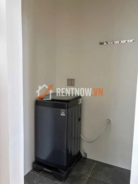 Cho thuê nhà nguyên căn 3 phòng ngủ 176m2 Đa Mặn