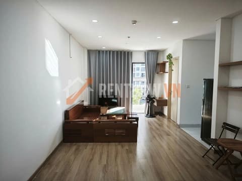 Apartment for rent at FPT Plaza 1, 2 bedrooms, 69m2, great price in Ngu Hanh Son