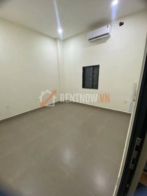 Cho thuê nhà mặt tiền Cách Mạng Tháng 8, Cẩm Lệ, 2PN, phù hợp ở và kinh doanh