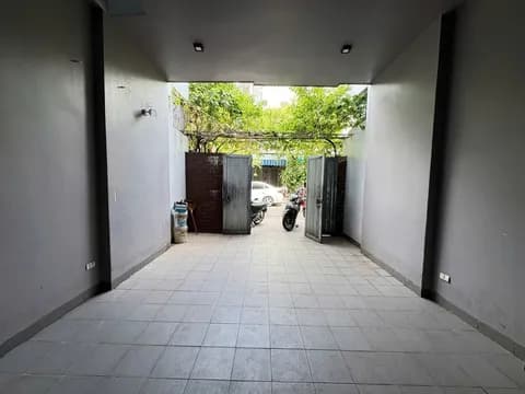 Commercial Space for Rent on Cao Xuan Huy Street, Hai Chau, 60m2