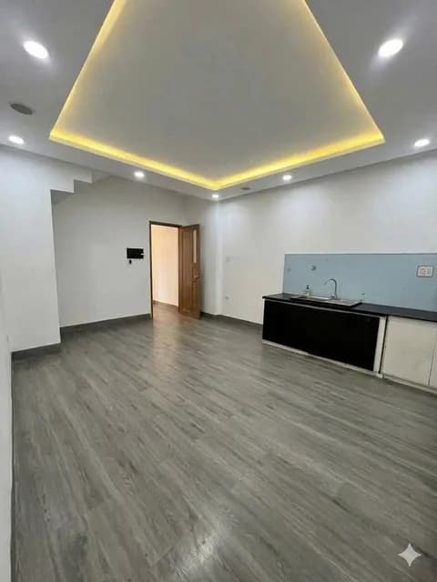 Commercial Space for Rent on Cao Xuan Huy Street, Hai Chau, 60m2