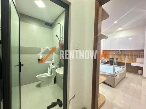 Cho thuê nhà nguyên căn 3 phòng ngủ mặt tiền Mai Chí Thọ, Hòa Xuân