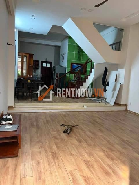 Cho thuê nhà 3 tầng mặt tiền đường Đỗ Nhuận, Liên Chiểu, 3 phòng ngủ