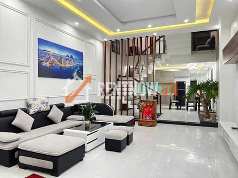 Cho thuê nhà nguyên căn mặt tiền Phan Huỳnh Điểu Ngũ Hành Sơn 4 phòng ngủ giá 30 Triệu