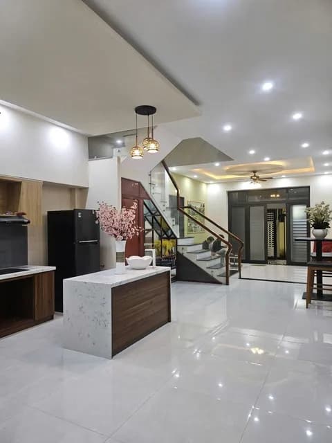 3-Story House for Rent on Nguyen Duy Trinh St, Ngu Hanh Son, 4BR, Fully Furnished