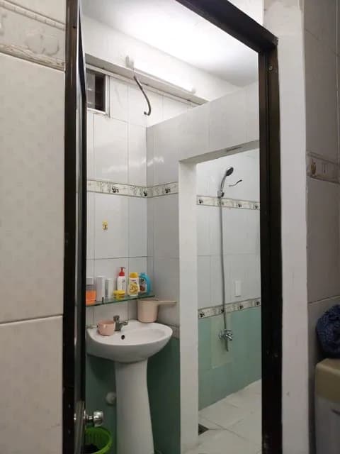 3-Storey House for Rent with 4 Bedrooms on Nguyen Van Thoai Street, Da Nang