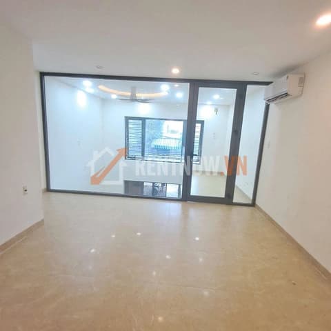 Spacious house for rent in Nai Hien Dong, Son Tra, 5 bedrooms, prime location
