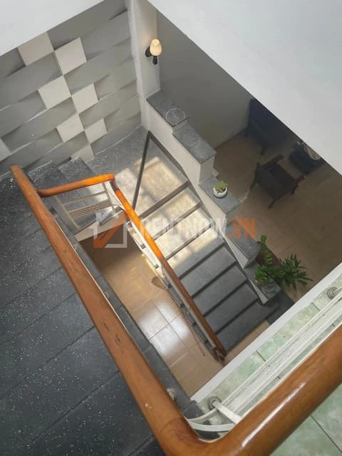 House for rent, 4 bedrooms, 2 floors, Hai Phong Street, Thanh Khe