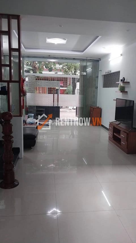 Cho thuê nhà 3 tầng đường Loseby, Sơn Trà, 3 phòng ngủ đầy đủ nội thất