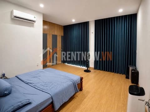 Cho thuê nhà nguyên căn 3 tầng 112m2 đường Nguyễn Lộ Trạch, Đà Nẵng