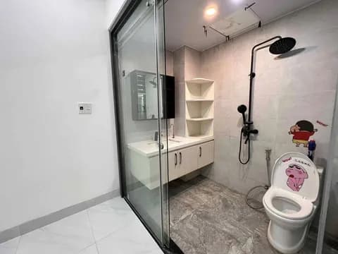 Whole house for rent on Tran Khanh Du street, 2 bedrooms, near beach, Da Nang
