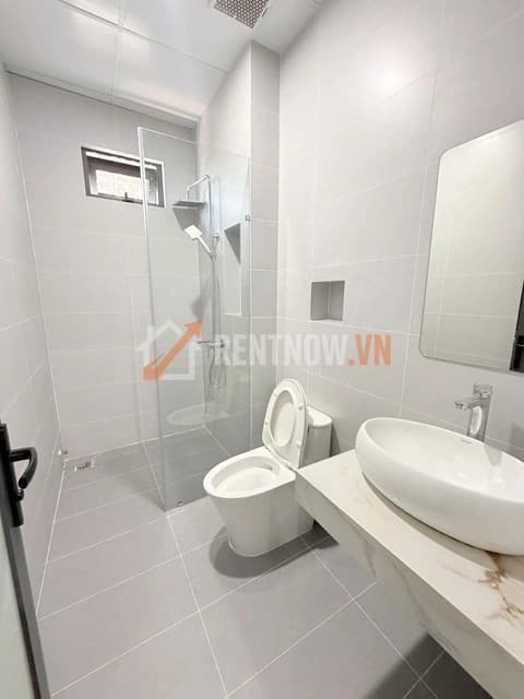 Modern 2-Bedroom Penthouse for Rent on Khue My Dong 7, Ngu Hanh Son