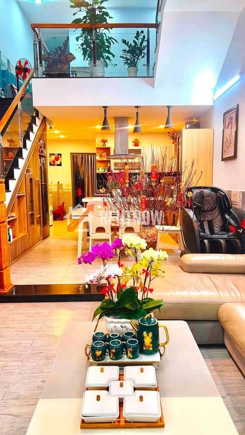 Cho thuê nhà 2 tầng nguyên căn Vũ Xuân Thiều, Ngũ Hành Sơn, full nội thất